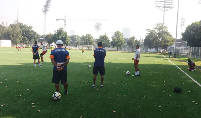 Persipura latihan di Jakrta2 koreri 1