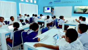 SEIN Resmikan Kelas Berbasis Teknologi di Biak