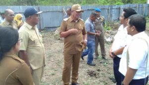 Bupati Malra Tinjau Lokasi Pembangunan Pelabuhan Ferry