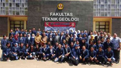 Mahasiswa Maluku Teknik Geologi Unpad Bdg