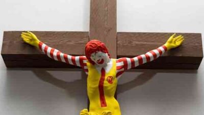 Museum Israel segera turunkan patung McJesus