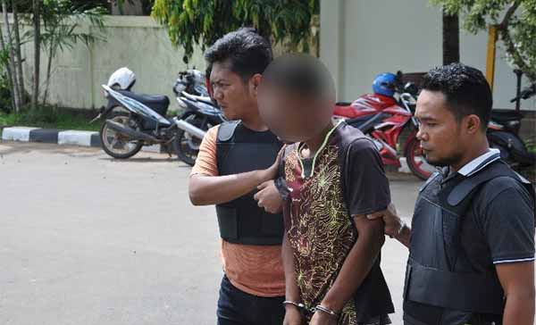 Polisi Tangkap Pria Bertopeng Pemerkosa di Merauke