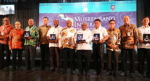 7 Kabupaten Terima “Papua Bangkit Award”
