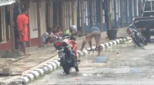 Demi Raup Untung, Drainase Kota Saumlaki Dibangun Asalan