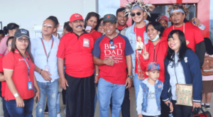 Pelantun “Cinta Beda Agama” Hibur Warga Maluku di Puncak Jaya