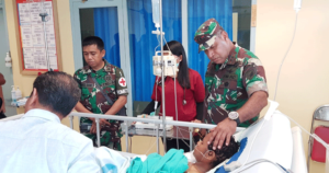Pangdam Kunjungi Korban Penembakan Ilaga di RSUD Timika
