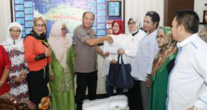 KKSS – FPPI Bantu Korban Rusuh Wamena