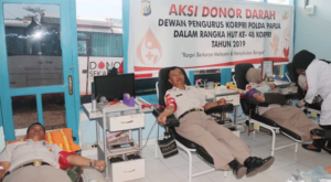 ASN Polda Papua Donor 25 Kantong Darah Bagi PMI