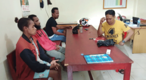 Jenguk Suami di Lapas, IRT Pembawa Ganja Ditangkap Polisi