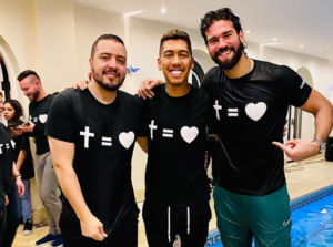 Firmino Jalani Prosesi Baptis Selam Secara Kristen