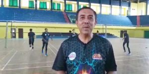 Tim Volly Indoor PON Papua Mantapkan Teknik dan Taktik