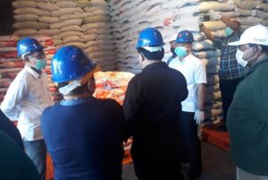 Satgas Covid-19 : Warga Timbun Sembako Diproses Hukum