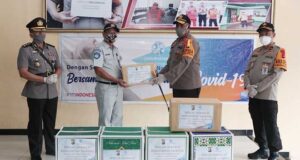 Kapolda Terima Bansos dari Jasa Raharja Papua