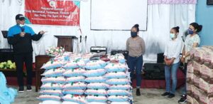 Kapolda Bersama The Spirit of Papua Salurkan Bantuan di Sentani