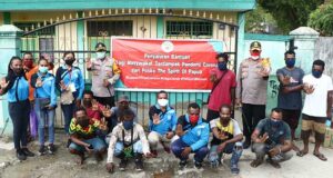 Kapolda-Posko The Spirit of Papua Salurkan Sembako di Asrama Pogoma