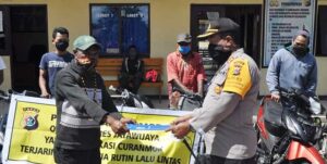 Polres Jayawijaya Kembalikan 8 Motor Curian ke Pemiliknya