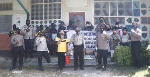 Polda Papua Salurkan Bantuan ke 2 Panti Asuhan di Sentani