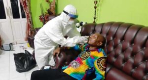 Hasil RDT-Swab : Wali Kota Jayapura dan Istri Negatif Covid-19