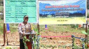 Kapolda Hadiri Peletakan Batu Pertama Pembangunan Makodim Puncak