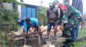 Pemerintah Kelurahan Klawalu Mulai Bangun Pos Siskamling