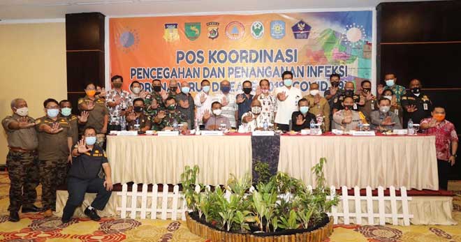 Mulai 31 Agustus, Seluruh Pimpinan OPD dan ASN Dianjurkan Test Swab 2 Wagub Klemen Tinal Tes Swab2