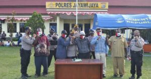 Sepakat Akhiri Perang, 2 Kampung di Wamena Saling Bayar Denda Adat