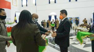Wagub Papua ke Rumasukun : Selesaikan Masalah di Keerom !