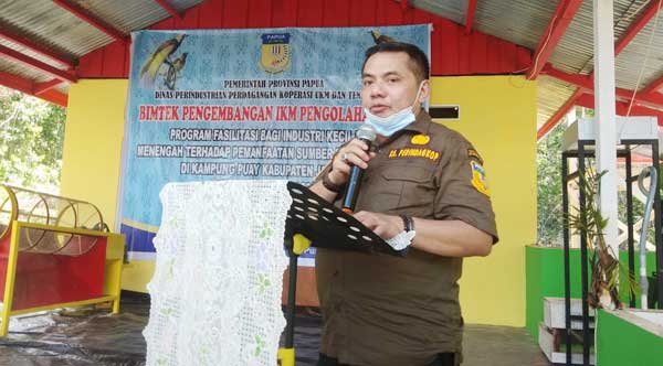 Kadis Perindagkop Papua Alat Olah sagu OL