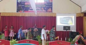 Satgas Yonif 312/KH Rayakan Natal Bersama Warga di Batas Negara