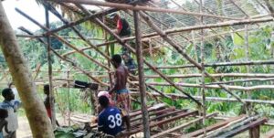 TNI Peduli Rakyat Bantu Bangun Rumah Warga di Kp Jifanggry