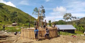 “Obelom Eruwok” Jaga Kearifan Lokal Rumah Adat Honai di Puncak Jaya
