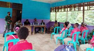 Jaga Hubungan Baik Warga dan Babinsa di Musyawarah Kampung