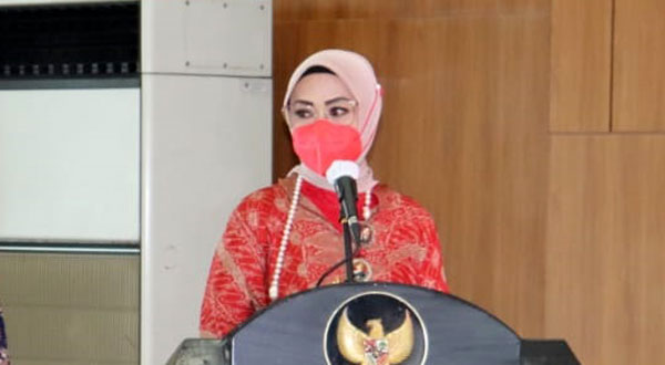 Widya Ajak Stakeholder "Keroyokan" Bangun Potensi Pariwisata dan Ekonomi di Maluku 19 Ketua PKK Maluku Widya Keroyokan