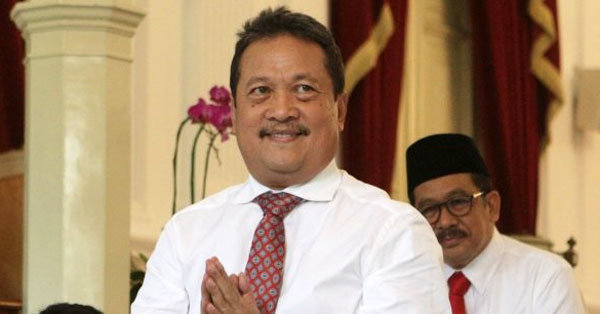 Menteri KP Wahyu Sakti Trenggono kor