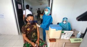 Dukung Pencegahan, Satgas KH Terima Vaksinasi Covid-19