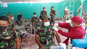 Hari Kedua, Kodim Mimika Lanjutkan Vaksinasi Covid-19 Tahap Il