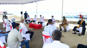 Presiden Jokowi Dengarkan Curhat Nelayan Maluku Tengah