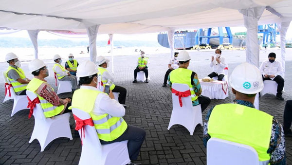 Kunjungi Pelabuhan Yos Sudarso, Presiden Berdialog dengan Pelaku Usaha Perikanan