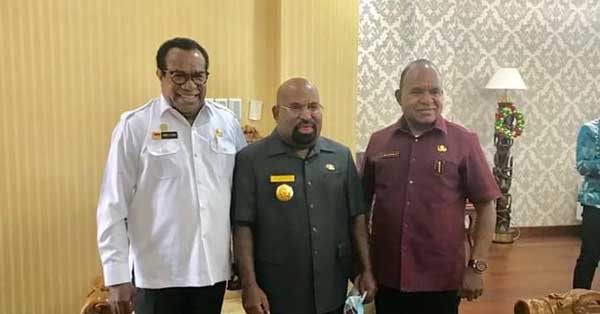 Sekda Papua Def Gubpap LE dan Doren
