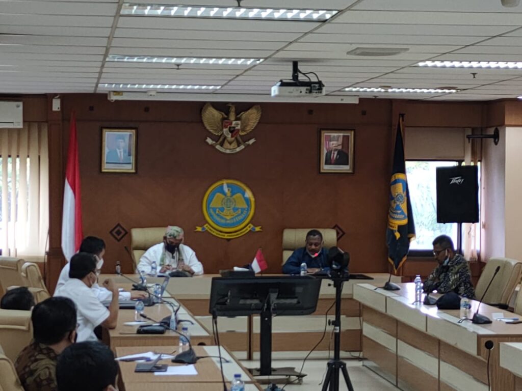 Ketemu Menhub, Bupati Kasihiw Dorong Pembangunan Bandara dan Pelabuhan