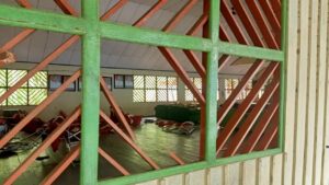 Rumah dan Kantor Bupati Asmat Dirusak Massa Pasca Pelantikan di Jayapura
