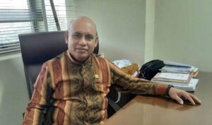 Senator Batik Merah Minta Pemda Manokwari Tertibkan Miras