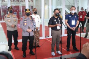 Kapolri Sidak Prokes Saat Pertandingan Piala Menpora di Stadion Manahan Solo