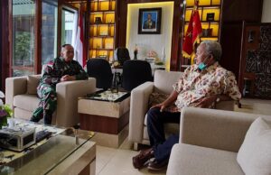 Pangdam Cenderawasih dan Pastor Djonga Bahas Ketahanan Umat di Perbatasan RI-PNG
