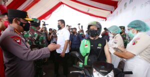 Vaksinasi Drive Thru di Medan Diharapkan Jadi Role Model Wilayah Lain