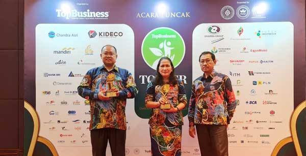 PDAM JPR Raih 2 penghargaan