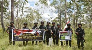 Amankan Batas RI – PNG, Satgas TNI Laksanakan Patroli Patok