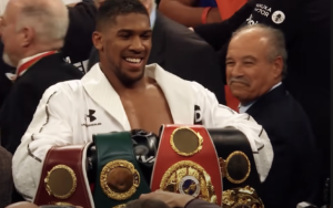 Tinju: Anthony Joshua vs Tyson Fury Akan Dilangsungkan di Arab Saudi