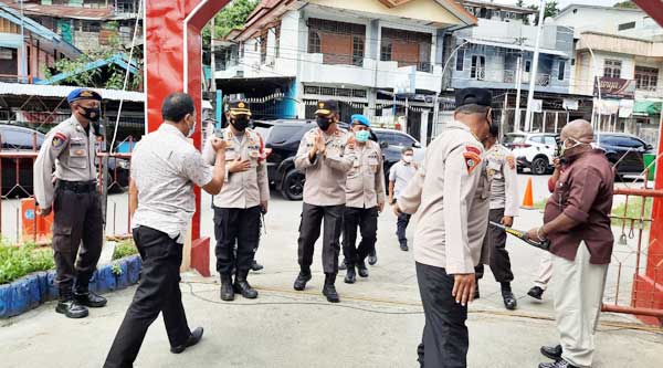 Wakapolda Pap Eko Sudarto Jumat Agung