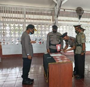 Akhirnya IPTU Muhadi Pulang Sorong